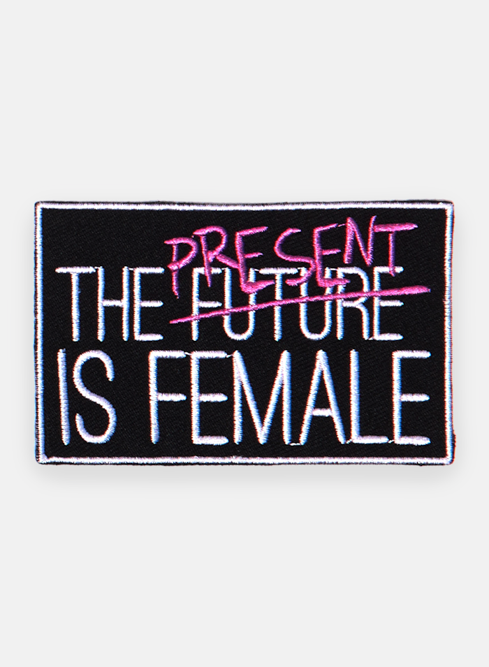 Badge Present Female - 227